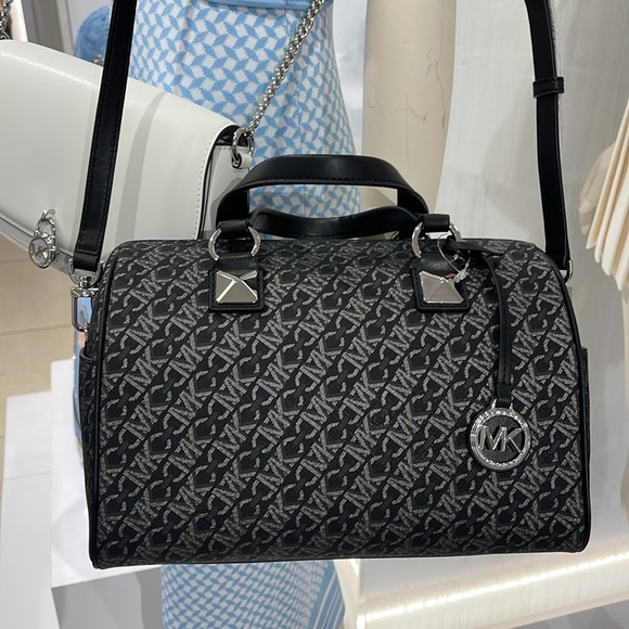 MICHAEL KORS Grayson Medium Metallic Empire Monogram Duffle Satchel
BLK/SILVER - Picture 14 of 16